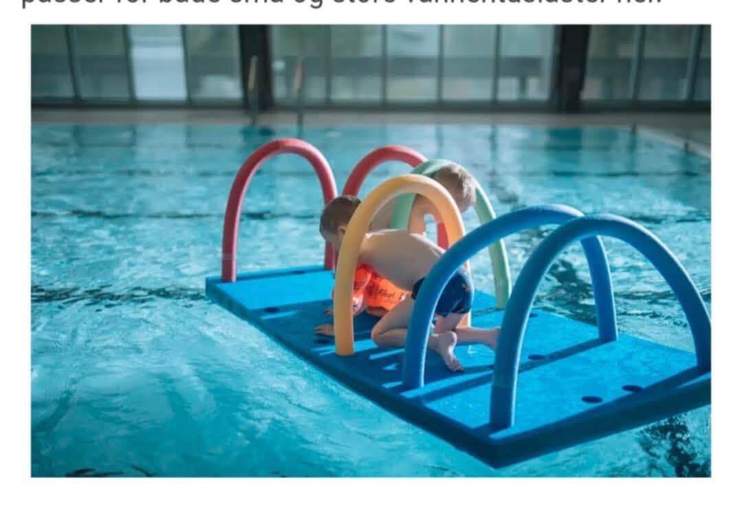 Plakat for Småbarnssymjing 0-4 år