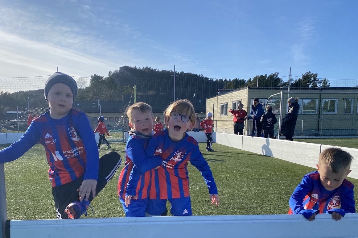 Plakat for Fotball 5-7 år